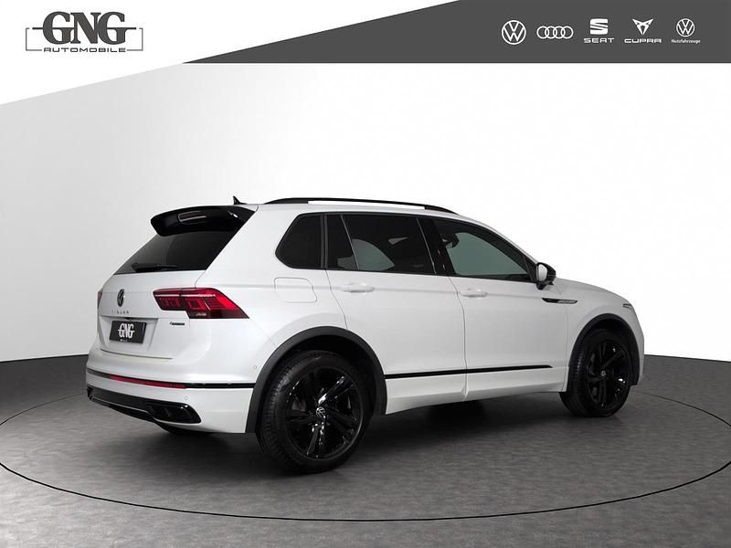 Gebraucht VW Tiguan R-line 190 PS (139 kW) 2023 Weiss SUV