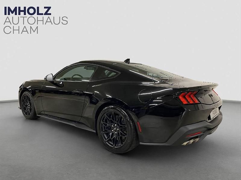 Neu Ford Mustang GT 446 PS (328 kW) 2025 Schwarz Coupé