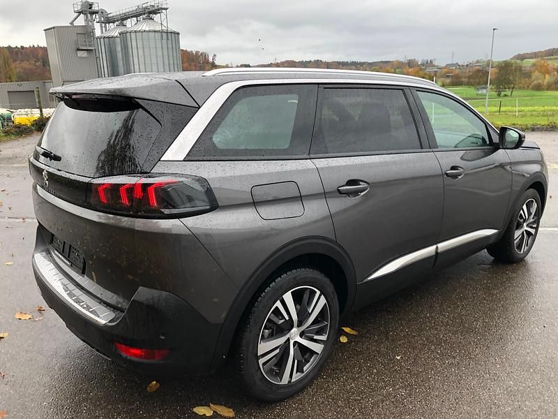 Gebraucht Peugeot 5008 Allure 130 PS (95 kW) 2024 SUV