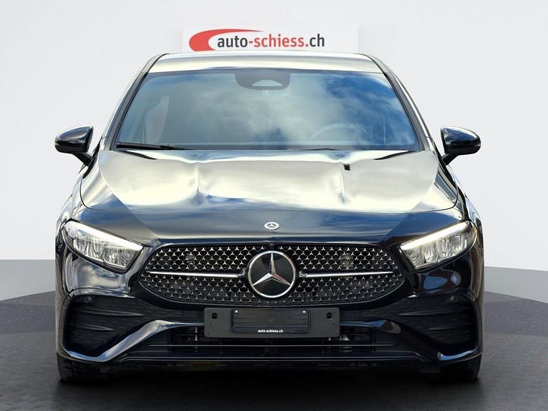 Gebraucht Mercedes A200 AMG 163 PS (119 kW) 2025 Limousine