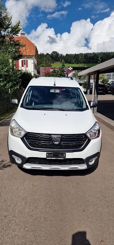 Gebraucht Dacia Dokker Stepway 115 PS (84 kW) 2018 Van / Kleinbus