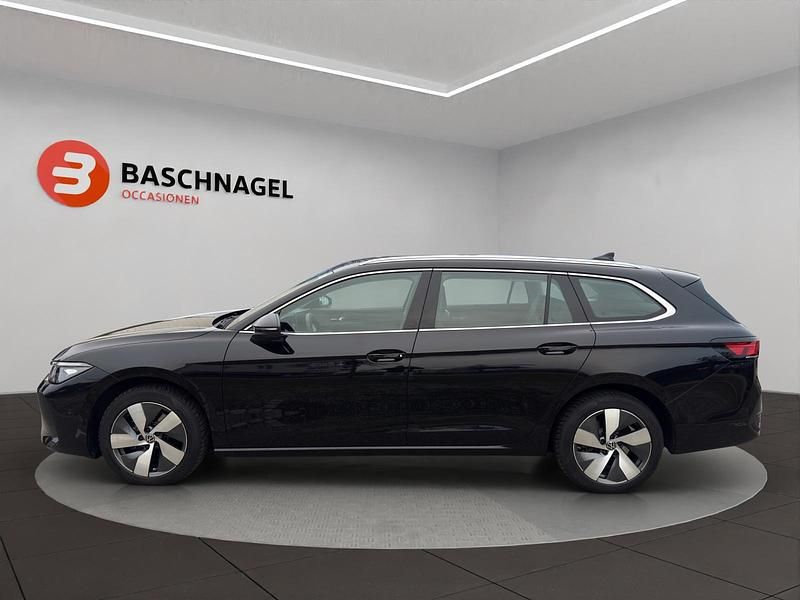 Gebraucht VW Passat Business 150 PS (110 kW) 2024 Schwarz Kombi