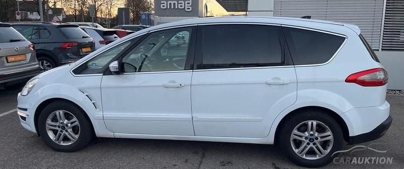 Gebraucht Ford S-MAX S 140 PS (102 kW) 2013 Van / Kleinbus