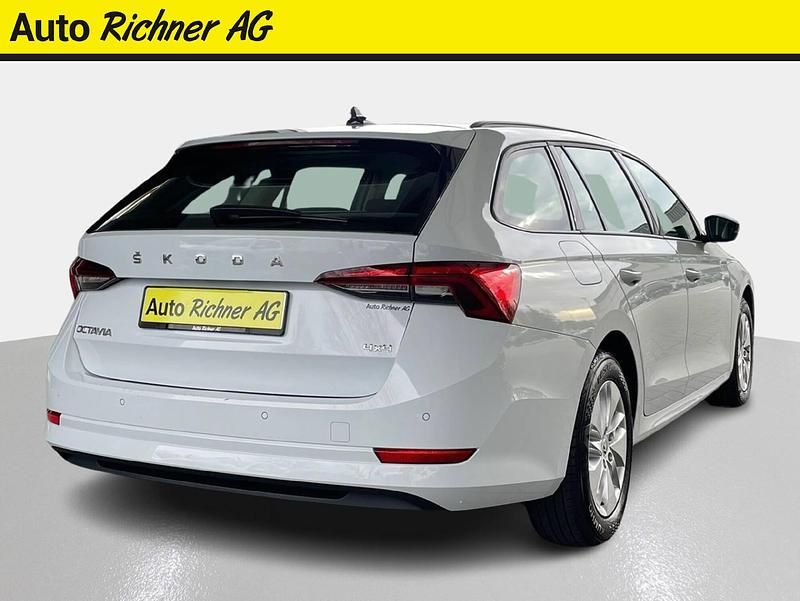 Gebraucht Skoda Octavia Ambition 150 PS (110 kW) 2022 Kombi