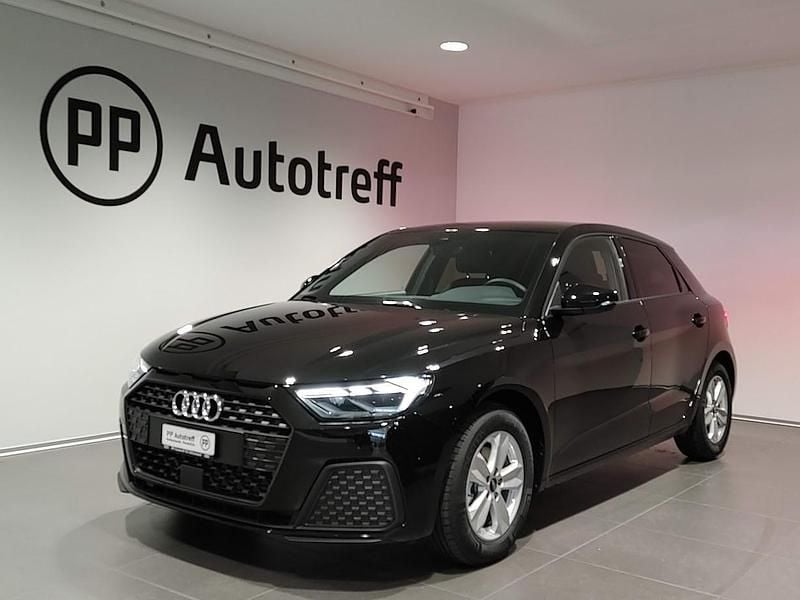 Schwarz Neu 2025 Audi A1 Sportback Attraction Kleinwagen | CHF 31’000 (Superpreis) - Bild 1/4