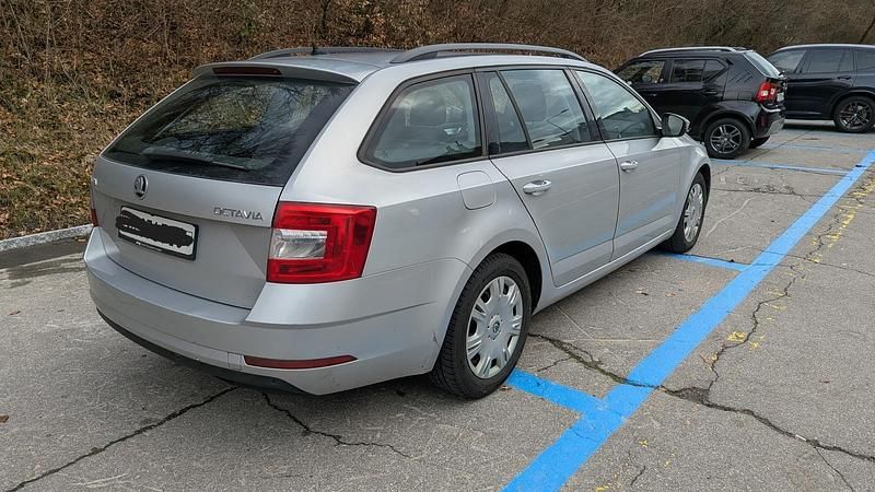 Gebraucht Skoda Octavia Ambition 150 PS (110 kW) 2017 Kombi