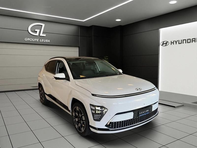 Weiss Neu 2025 Hyundai Kona SUV | CHF 42’200 (Fairer Preis) - Bild 1/4