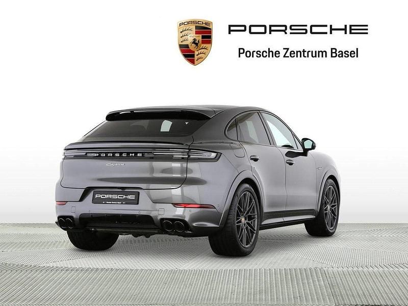 Gebraucht Porsche Cayenne 470 PS (345 kW) 2024 SUV