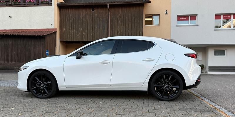 Gebraucht 2022 Mazda 3 Homura-Line Kleinwagen | CHF 25’500 (Fairer Preis) - Bild 1/4