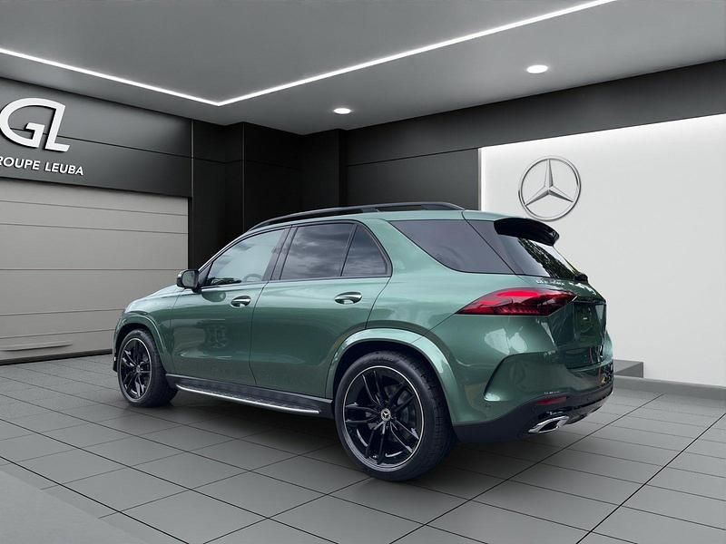 Neu Mercedes GLE450 AMG 367 PS (269 kW) 2025 Grün SUV