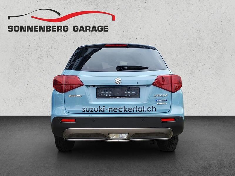 Gebraucht Suzuki Vitara 140 PS (102 kW) 2021 Mehrfarbig SUV