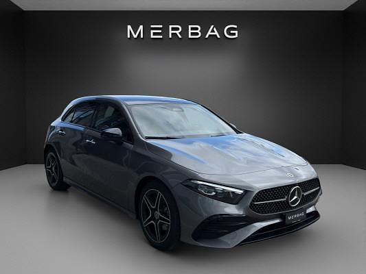 Neu Mercedes A200 163 PS (119 kW) 2025 Grau Limousine