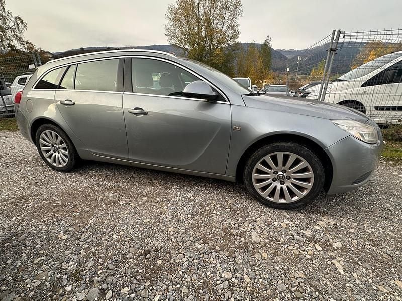 Gebraucht Opel Insignia Cosmo 220 PS (161 kW) 2010 Kombi