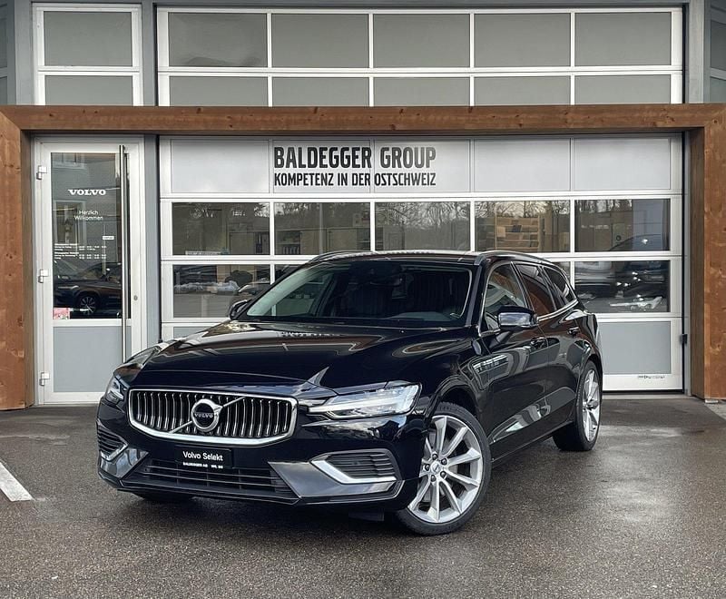 Gebraucht Volvo V60 Inscription 340 PS (250 kW) 2021 Kombi