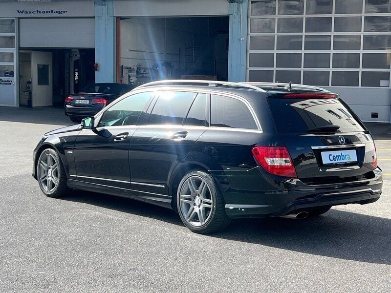 Gebraucht Mercedes C180 156 PS (114 kW) 2011 Kombi