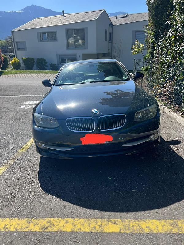 Gebraucht BMW 335 306 PS (225 kW) 2011 Coupé