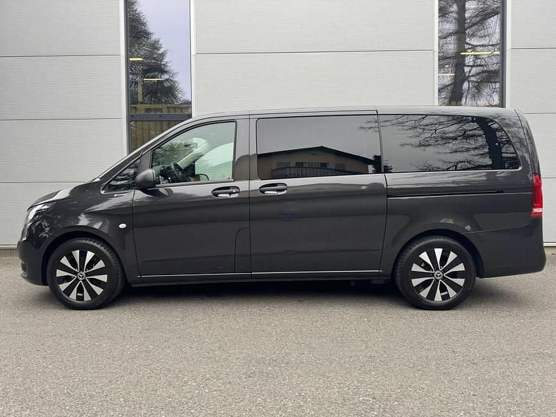 Gebraucht Mercedes Vito 237 PS (174 kW) 2023 Grau Van