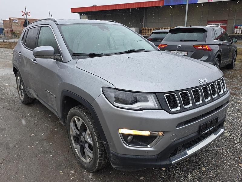 Gebraucht Jeep Compass Limited 140 PS (102 kW) 2018 SUV