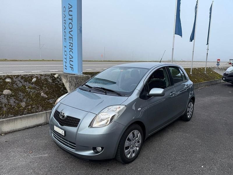Gebraucht 2007 Toyota Yaris Luna Kleinwagen | CHF 5’800 (Etwas zu teuer) - Bild 1/4