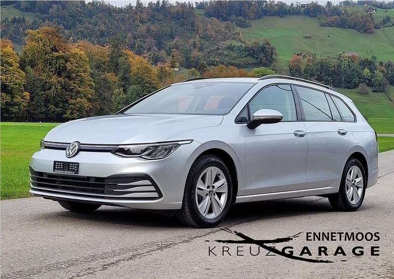 Silber Gebraucht 2023 VW Golf VIII Life Kombi | CHF 28’900 (Fairer Preis) - Bild 1/4