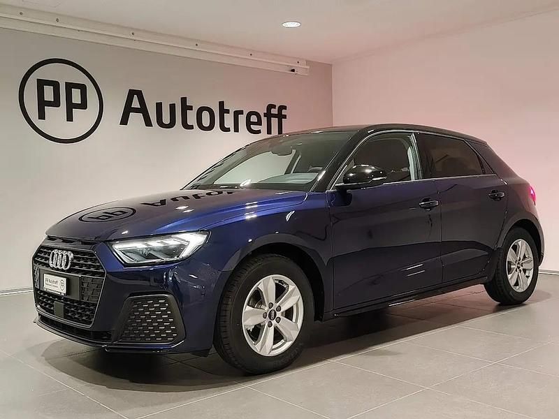 Blau Neu 2025 Audi A1 Sportback Attraction Kleinwagen | CHF 33’450 (Guter Preis) - Bild 1/4