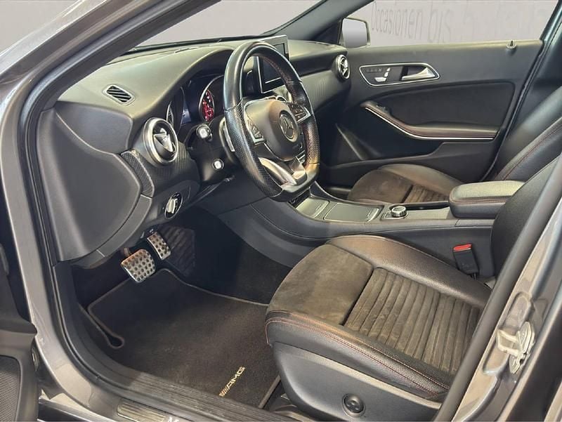 Gebraucht Mercedes A200 AMG line 156 PS (114 kW) 2017 Limousine