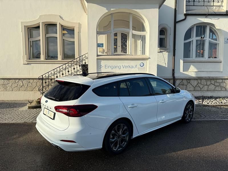 Gebraucht Ford Focus ST-Line X 155 PS (114 kW) 2025 Kombi