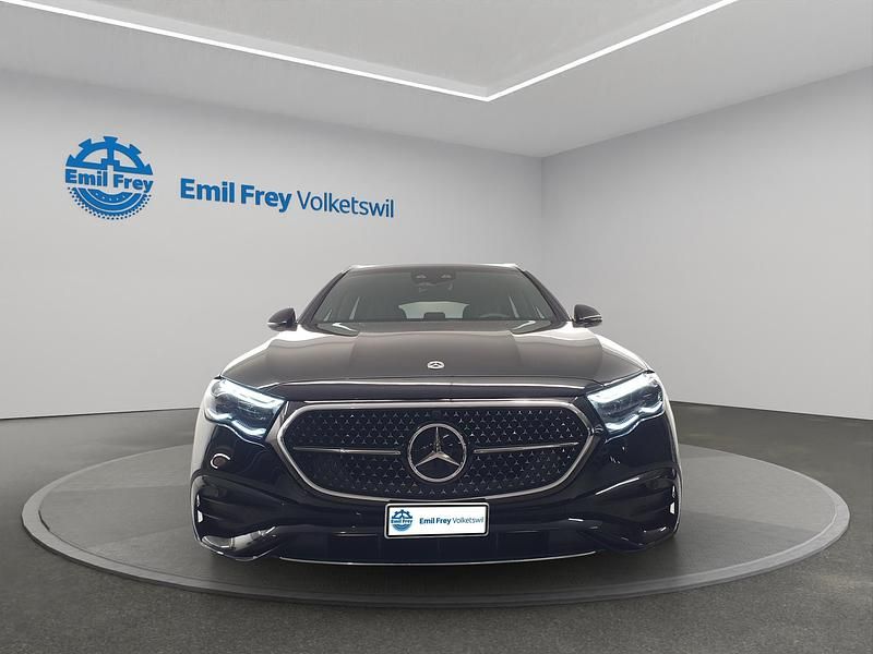 Gebraucht Mercedes E220 AMG line 220 PS (161 kW) 2023 Schwarz Kombi