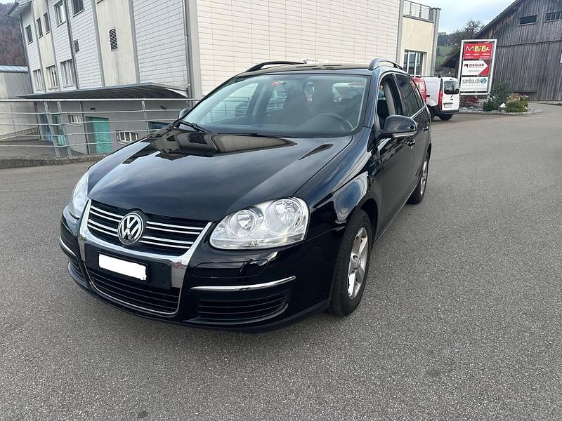 Gebraucht VW Golf VI Comfortline 105 PS (77 kW) 2009 Kleinwagen