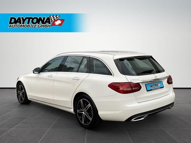 Gebraucht Mercedes C300 Avantgarde 245 PS (180 kW) 2020 Kombi