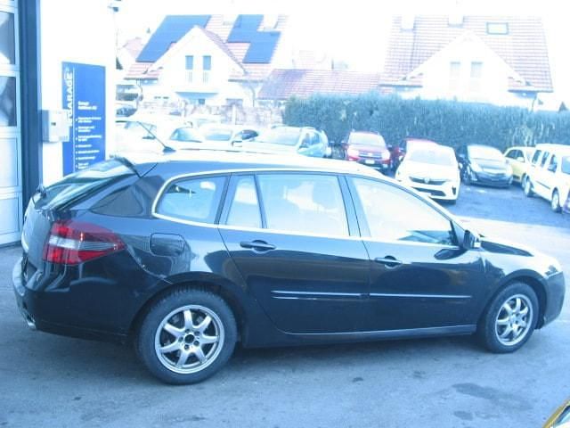 Gebraucht Renault Laguna GrandTour Dynamique 170 PS (125 kW) 2010 Kombi