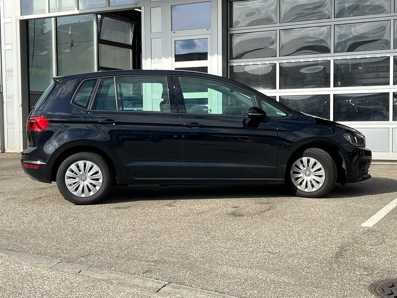 Gebraucht VW Golf Trendline 110 PS (80 kW) 2016 Schwarz Van