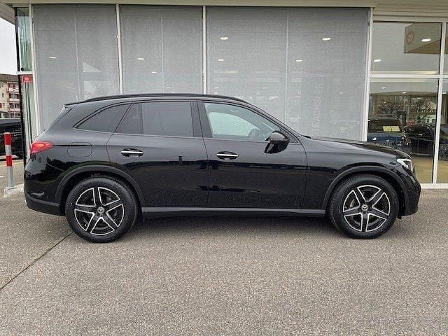 Gebraucht Mercedes GLC220 197 PS (144 kW) 2024 SUV