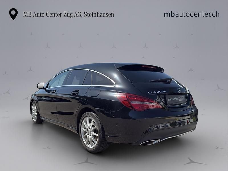 Gebraucht Mercedes CLA200 Urban 136 PS (100 kW) 2017 Schwarz Kombi