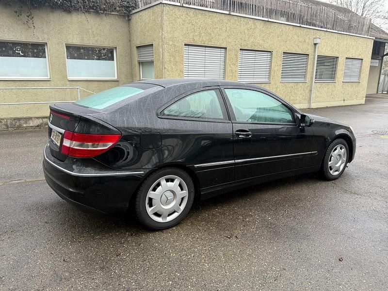 Gebraucht Mercedes CLC180 143 PS (105 kW) 2009 Kleinwagen
