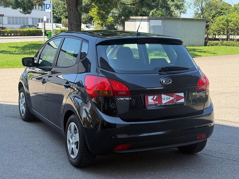 Gebraucht Kia Venga 90 PS (66 kW) 2011 Kleinwagen