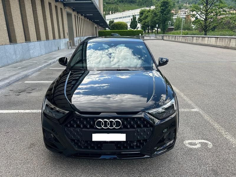 Gebraucht Audi A1 Attraction 110 PS (80 kW) 2022 SUV