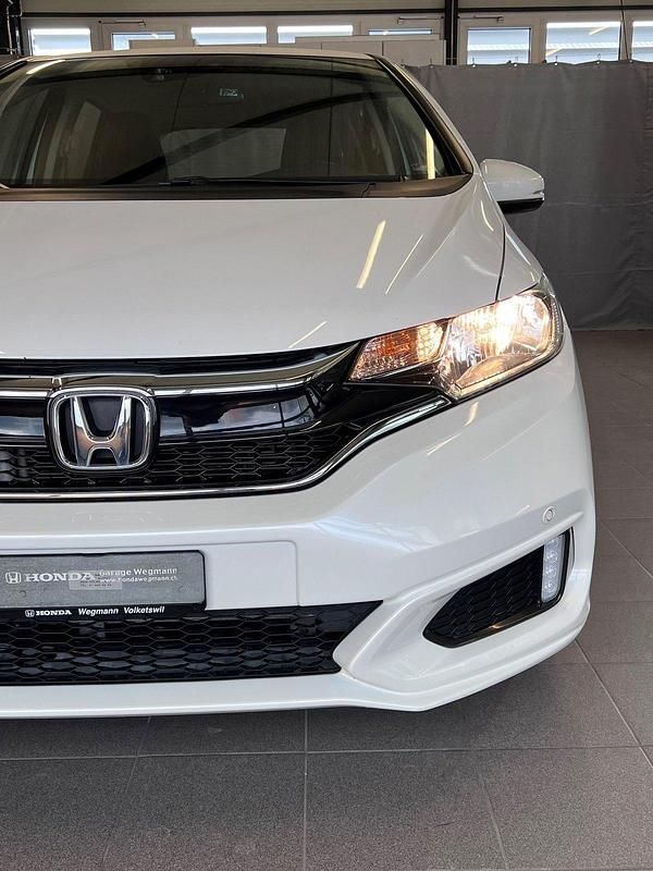 Gebraucht Honda Jazz Comfort 102 PS (75 kW) 2018 Weiss Kleinwagen