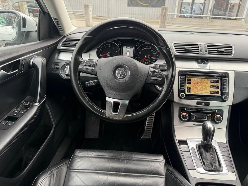 Gebraucht VW Passat Highline 160 PS (117 kW) 2011 Kombi