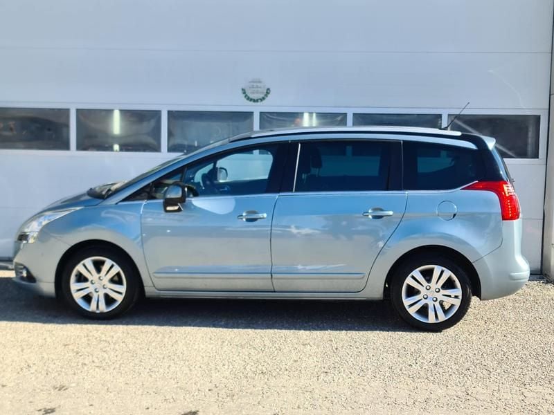 Gebraucht Peugeot 5008 Sport 156 PS (114 kW) 2011 Van / Kleinbus