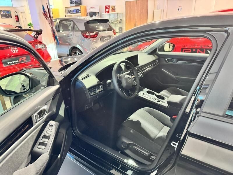 Gebraucht Honda Civic Elegance 184 PS (135 kW) 2024 Schwarz Limousine
