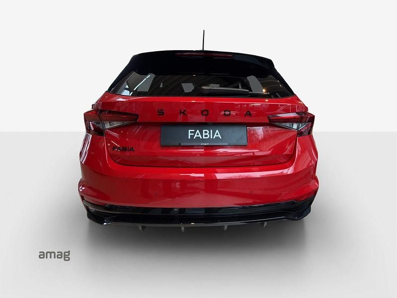 Gebraucht Skoda Fabia Monte Carlo 115 PS (84 kW) 2026 Velvet rot, metallic spezial mit schwarzem dach Limousine