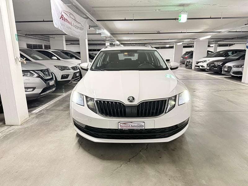 Gebraucht Skoda Octavia Ambition 115 PS (84 kW) 2020 Kombi