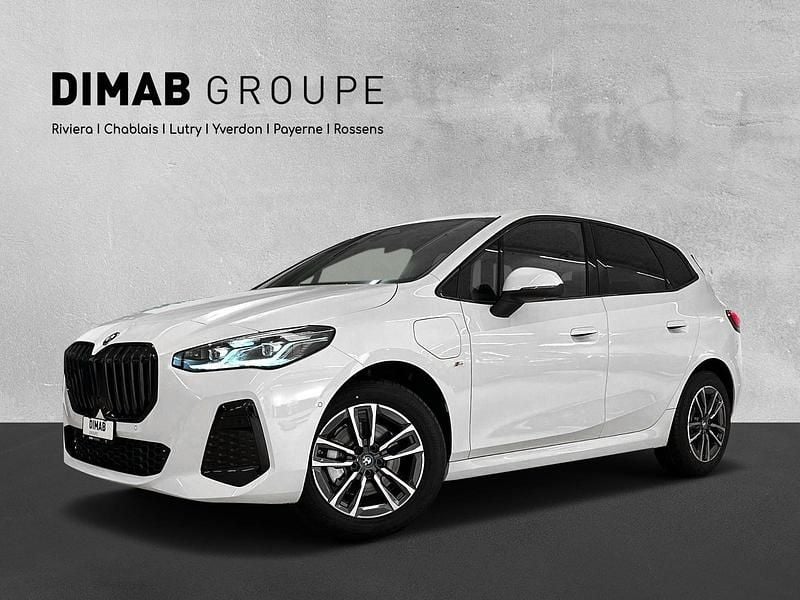 Gebraucht BMW 225 Active Tourer M Sport 245 PS (180 kW) 2023 Weiss Van / Kleinbus