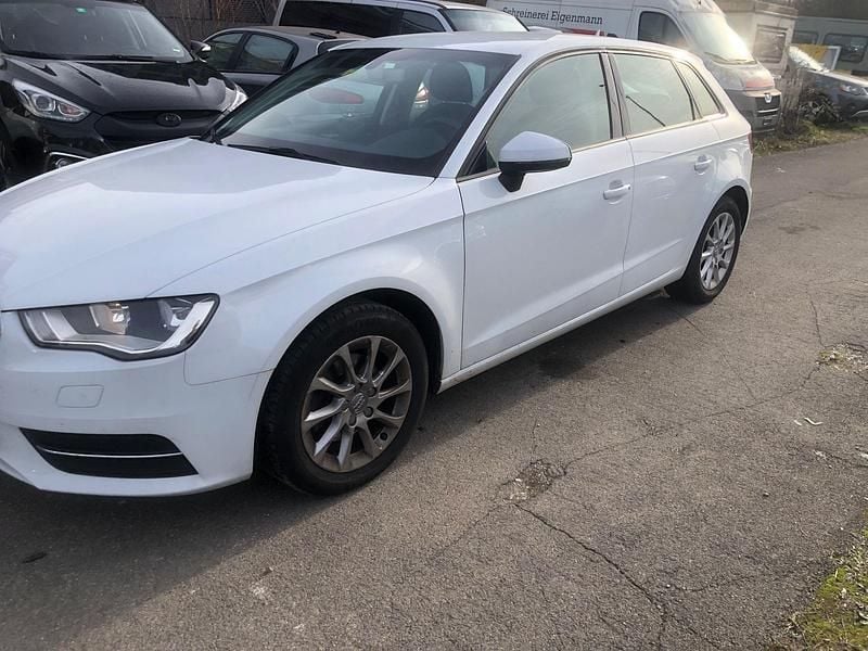 Gebraucht Audi A3 Attraction 150 PS (110 kW) 2015