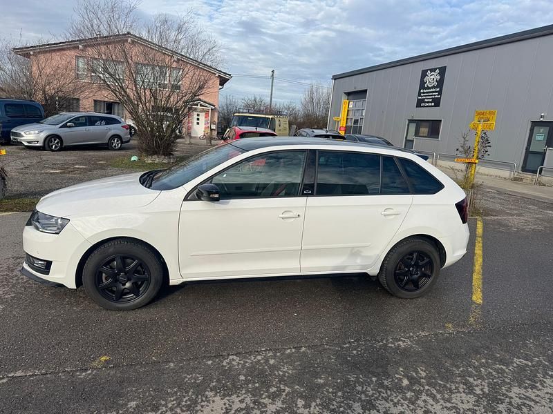 Gebraucht Skoda Rapid Monte Carlo 125 PS (91 kW) 2018 Kleinwagen