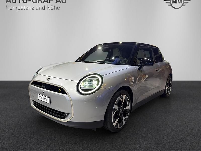 Neu 2025 Mini Cooper SE Favoured Kleinwagen | CHF 42’500 - Bild 1/4