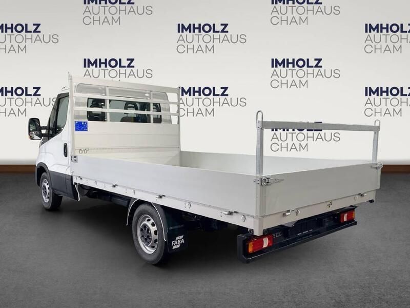 Gebraucht Iveco Daily 156 PS (114 kW) 2024 Weiss Abholung