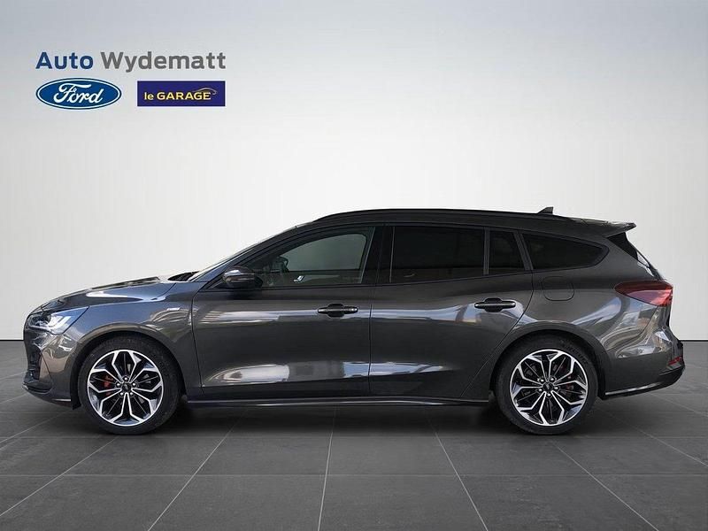 Gebraucht Ford Focus ST-Line 155 PS (114 kW) 2022 Kombi