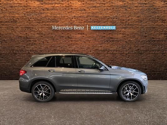 Gebraucht Mercedes GLC300e AMG line 313 PS (230 kW) 2022 Grau SUV